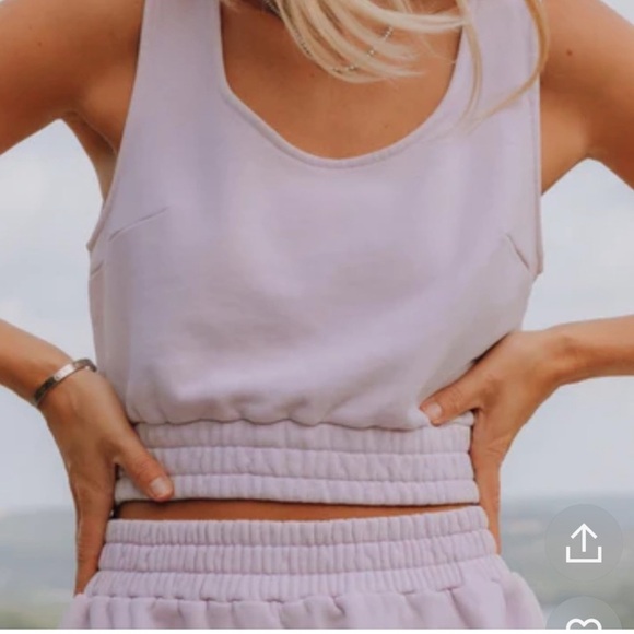 Daily Drills Sweatshirt Tank Ladybird NWOT Medium - Picture 2 of 9